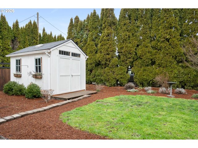 2267 WILLONA Dr, Eugene, OR 97408