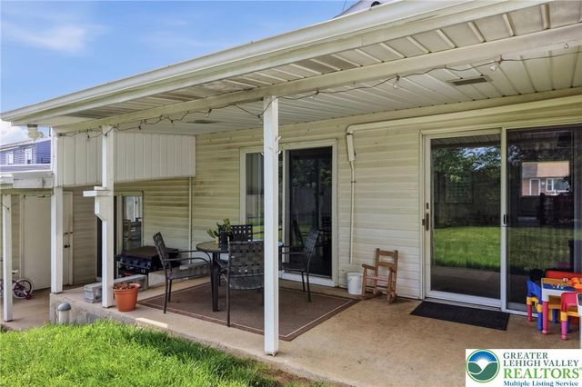 1445 Exeter Road, Salisbury Twp, PA 18103