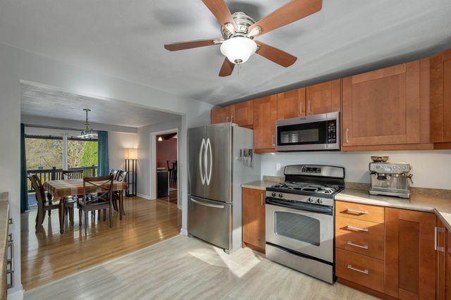 23 Woodward Road, Merrimack, NH 03054