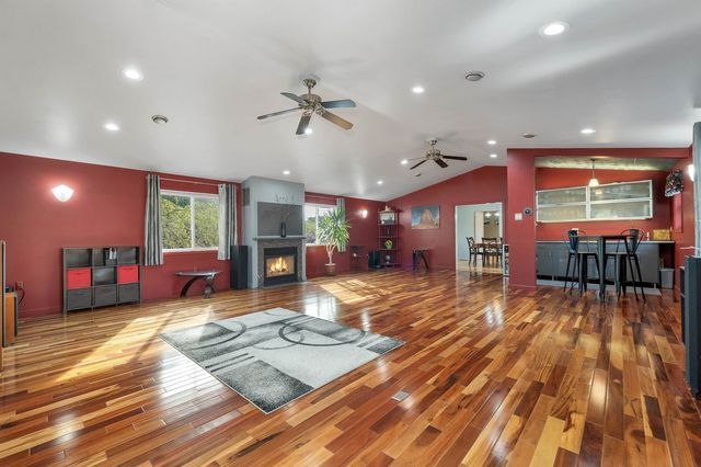 23 Woodward Road, Merrimack, NH 03054