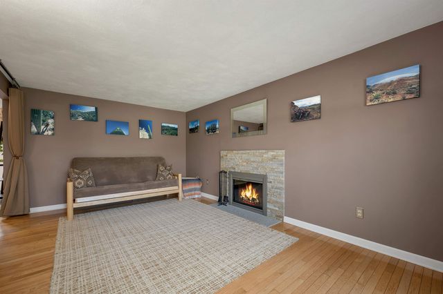 23 Woodward Road, Merrimack, NH 03054
