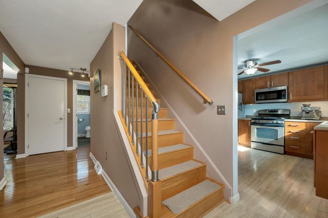 23 Woodward Road, Merrimack, NH 03054