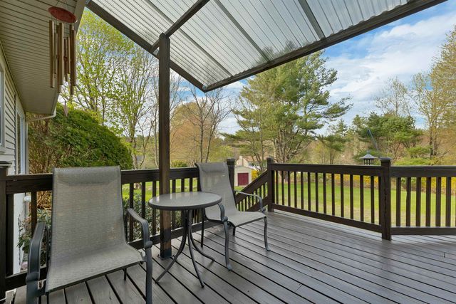 23 Woodward Road, Merrimack, NH 03054