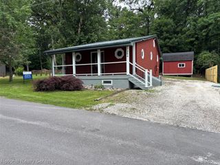 284 Evans Glen Trail, Tipton, MI 49287