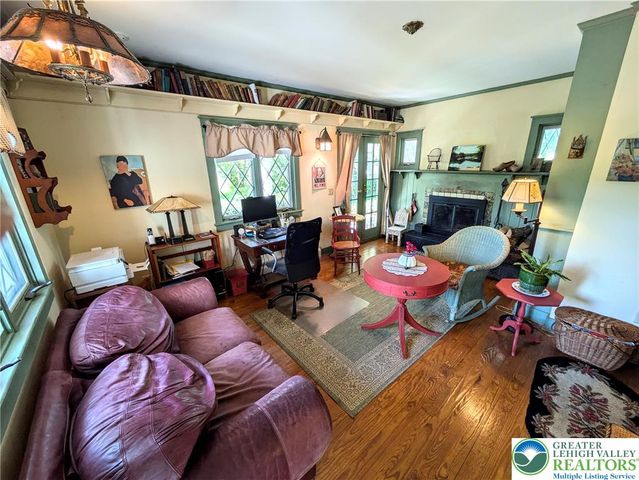 1731 Howell Road, Lower Mt Bethel Twp, PA 18040