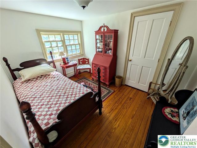 1731 Howell Road, Lower Mt Bethel Twp, PA 18040