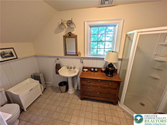 1731 Howell Road, Lower Mt Bethel Twp, PA 18040