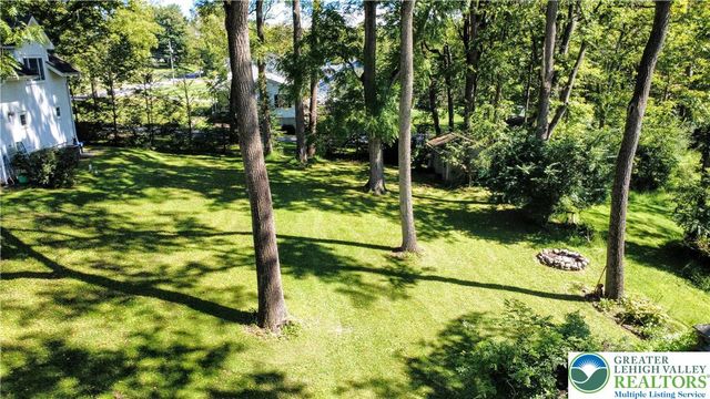1731 Howell Road, Lower Mt Bethel Twp, PA 18040