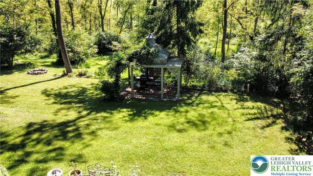 1731 Howell Road, Lower Mt Bethel Twp, PA 18040