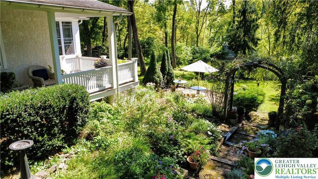 1731 Howell Road, Lower Mt Bethel Twp, PA 18040