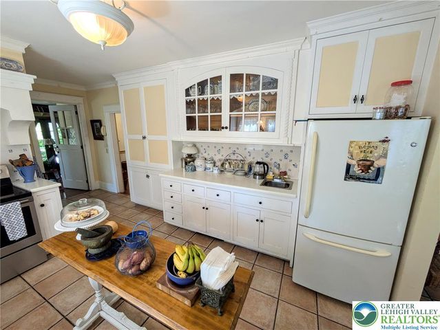 1731 Howell Road, Lower Mt Bethel Twp, PA 18040