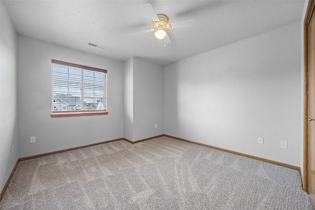 1490 Vandello Cir, North Liberty, IA 52317