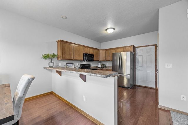 1490 Vandello Cir, North Liberty, IA 52317