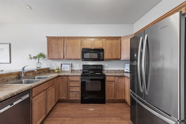 1490 Vandello Cir, North Liberty, IA 52317