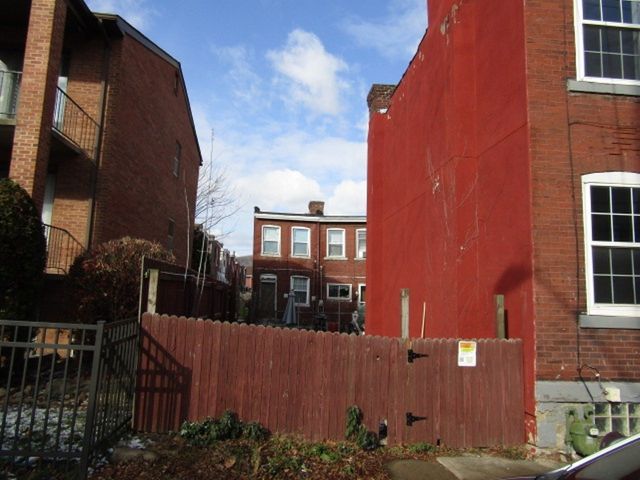 0 Plummer St, Lawrenceville, PA 15201