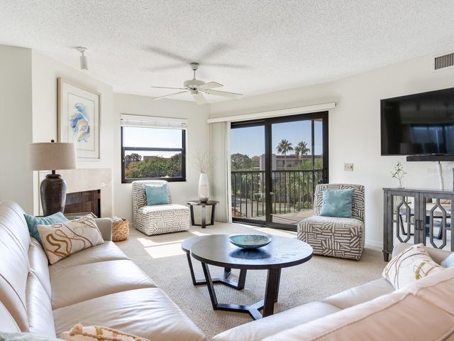 502 S FLORIDA AVENUE 145, Tarpon Springs, FL 34689