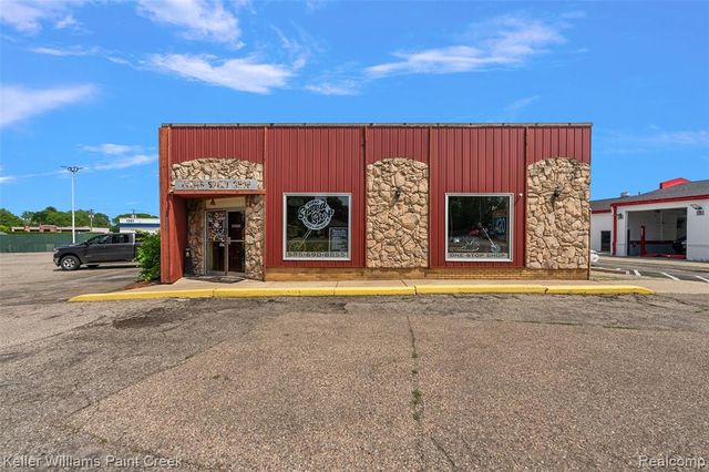 1357 S Gratiot Avenue, Clinton Township, MI 48036