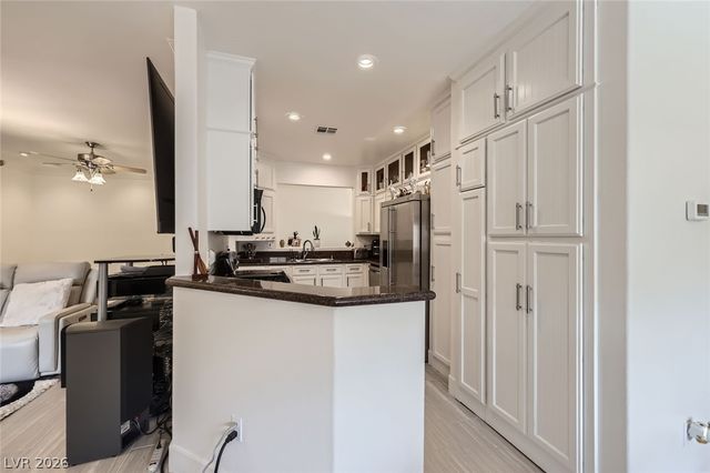 2050 West Warm Springs Road 3624, Henderson, NV 89014