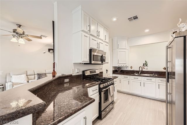 2050 West Warm Springs Road 3624, Henderson, NV 89014