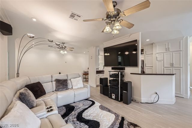 2050 West Warm Springs Road 3624, Henderson, NV 89014