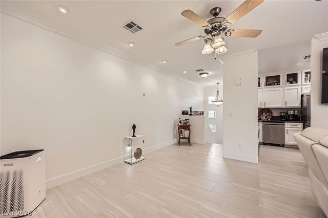 2050 West Warm Springs Road 3624, Henderson, NV 89014