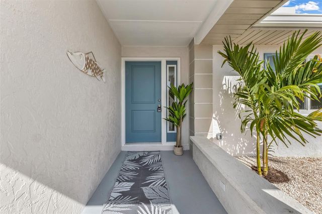 483 SUNNYSIDE DRIVE, Venice, FL 34293
