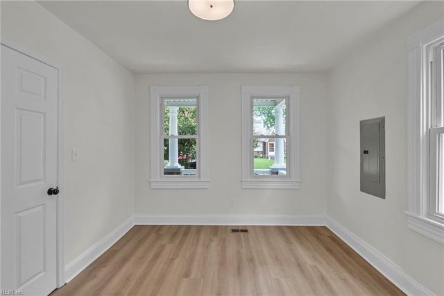 1312 Hull ST, Chesapeake, VA 23324