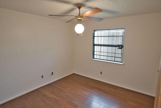 1506 Fm 2611, Cedar Lake, TX 77414