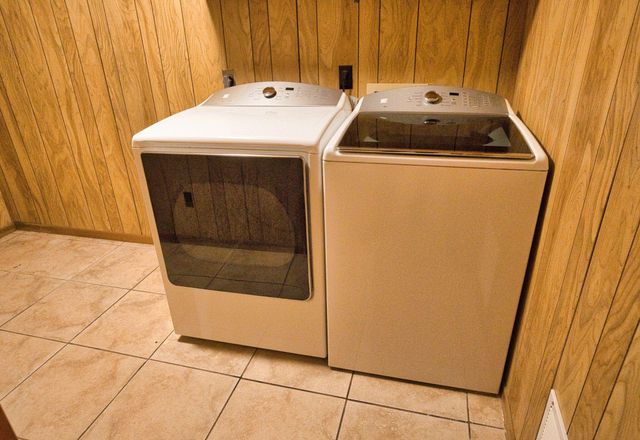 1506 Fm 2611, Cedar Lake, TX 77414