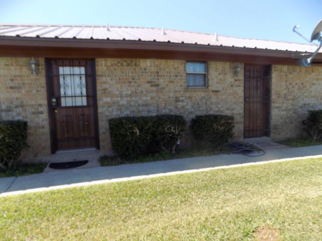 1506 Fm 2611, Cedar Lake, TX 77414
