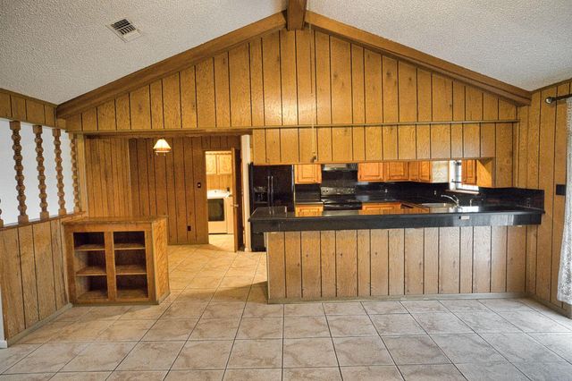 1506 Fm 2611, Cedar Lake, TX 77414