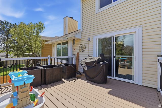 8377 S MEADOW GREEN WAY, West Jordan, UT 84088