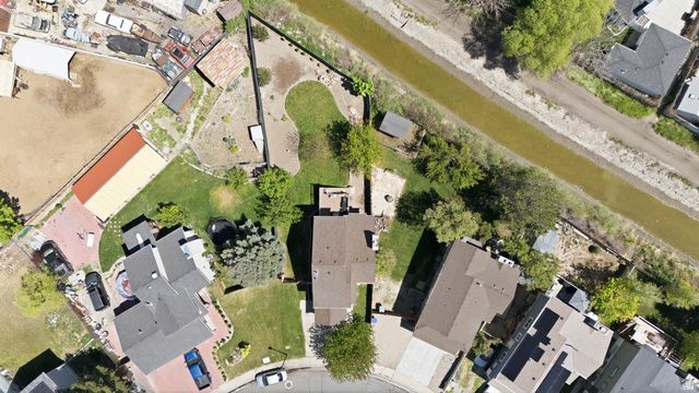 8377 S MEADOW GREEN WAY, West Jordan, UT 84088