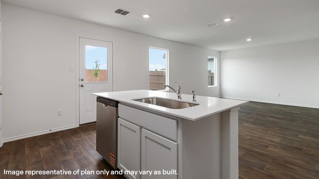 2843 Tranquil Ln, Arlington, TX 76015