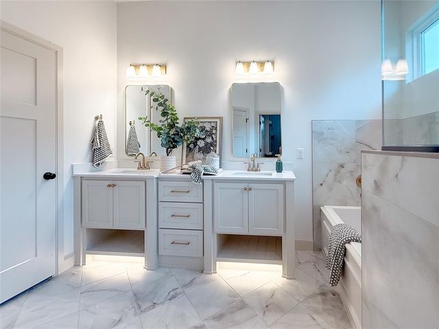 1724 Paseo Place, Edmond, OK 73034
