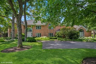 1940 Browning Court, Highland Park, IL 60035