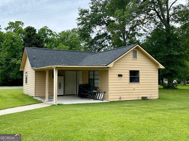 107 Marguerite Street, Claxton, GA 30417