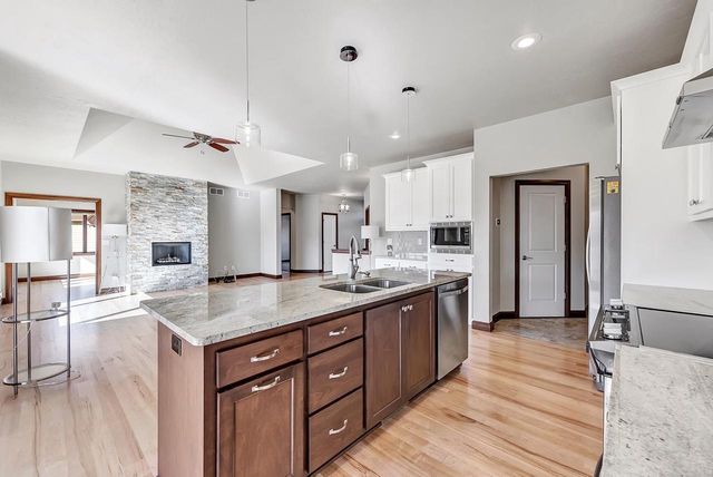 3424 SCHUBERT PLACE, Green Bay, WI 54311