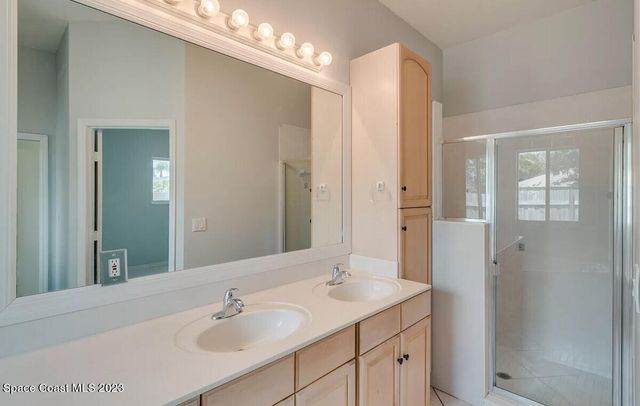 424 Lighthouse Landing Street, Satellite Beach, FL 32937