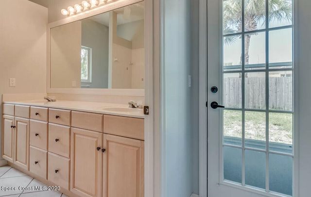 424 Lighthouse Landing Street, Satellite Beach, FL 32937