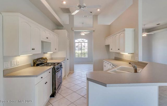 424 Lighthouse Landing Street, Satellite Beach, FL 32937