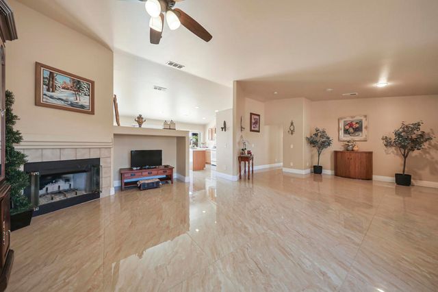 45930 Las Colinas, La Quinta, CA 92253