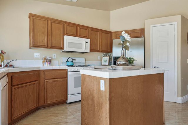 45930 Las Colinas, La Quinta, CA 92253