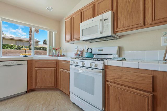 45930 Las Colinas, La Quinta, CA 92253