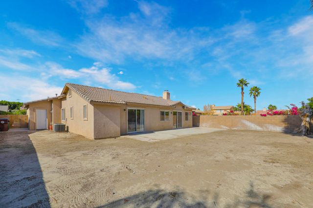 45930 Las Colinas, La Quinta, CA 92253