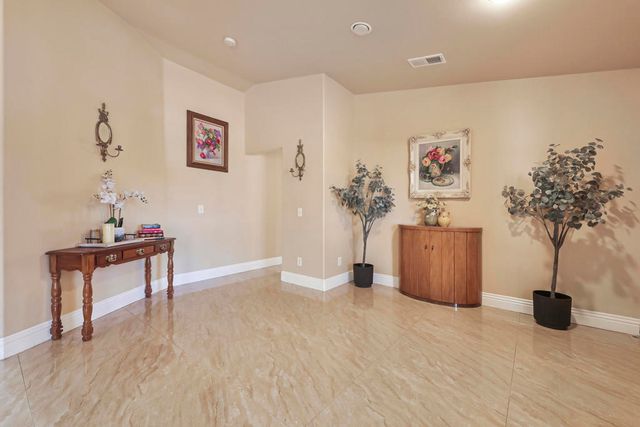 45930 Las Colinas, La Quinta, CA 92253