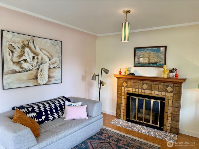 908 N 102nd, Seattle, WA 98133