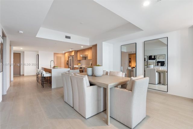 10281 W Bay Harbor Dr 203, Bay Harbor Islands, FL 33154