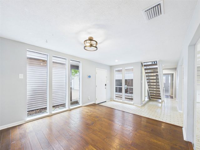 1010 Baronridge Drive, Seabrook, TX 77586