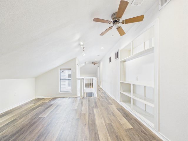 1010 Baronridge Drive, Seabrook, TX 77586